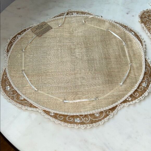 Kultura Elegant Tan Woven embroidered bread basket lids(2) - Picture 5 of 7